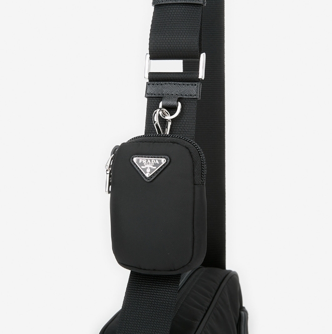 ☆送料関税込☆RADA Re-Nylon ポーチ付き ショルダーバッグ☆