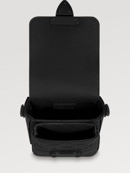 お出かけ 旅行に ヴィトン ショルダーバッグ ミニ 黒 財布