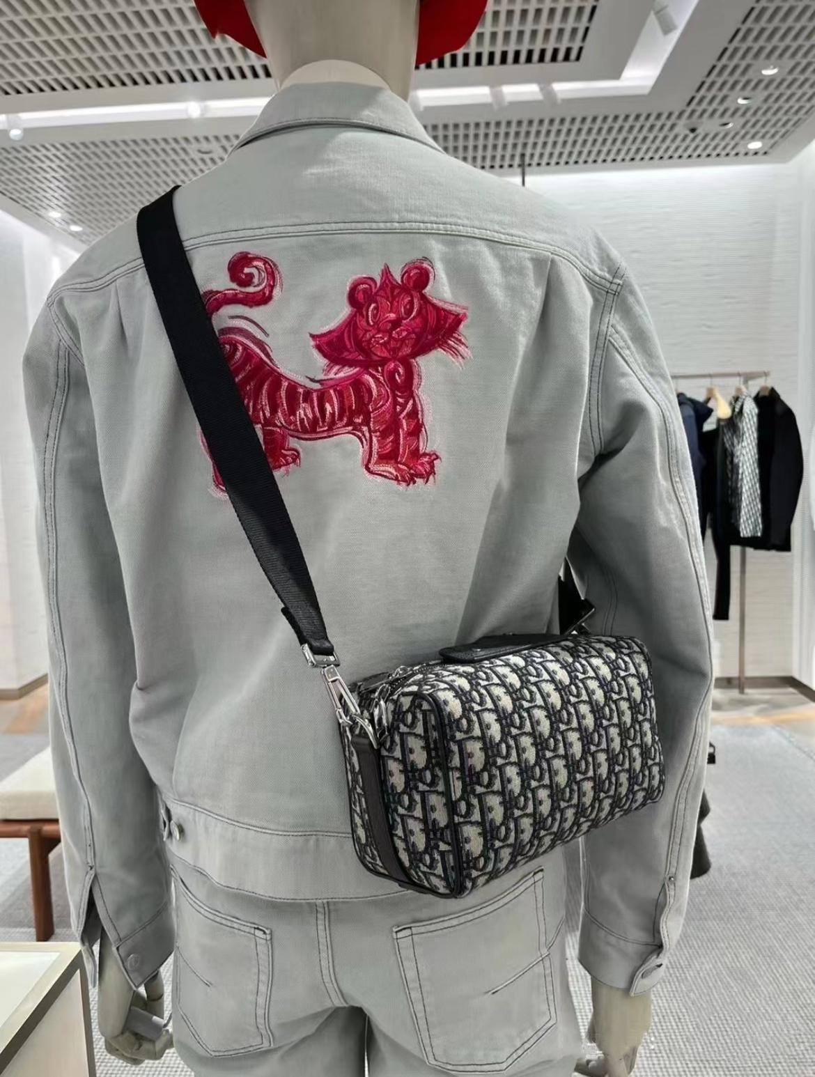 Dior LINGOT 22 バッグ　ディオール オブリーク ジャカード