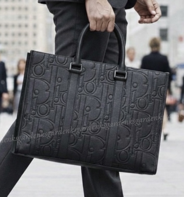 すぐ届く！DIOR East-West トートバッグ ミディアム