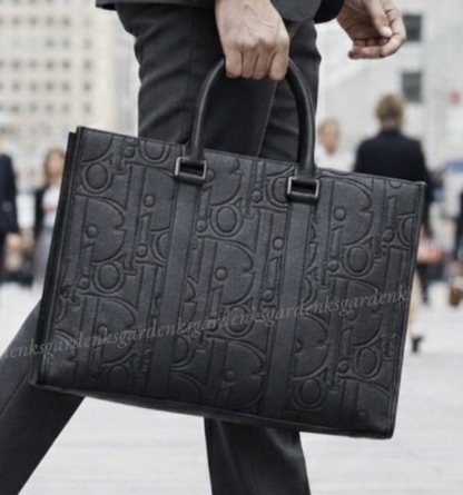 すぐ届く！DIOR East-West トートバッグ ミディアム