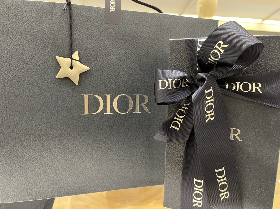 すぐ届く！DIOR Saddle フラップ付きメッセンジャーバッグ ミニ