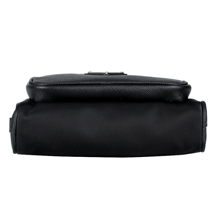 送料関税込☆PRADA Re-Nylon x レザー ショルダーバッグ☆超人気