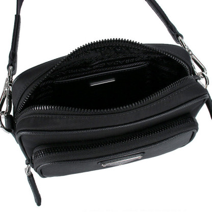 送料関税込☆PRADA Re-Nylon x レザー ショルダーバッグ☆超人気
