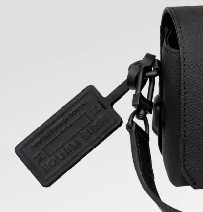 【雑誌 GQ 掲載】LV☆ファストライン・ウエアラブル ウォレット