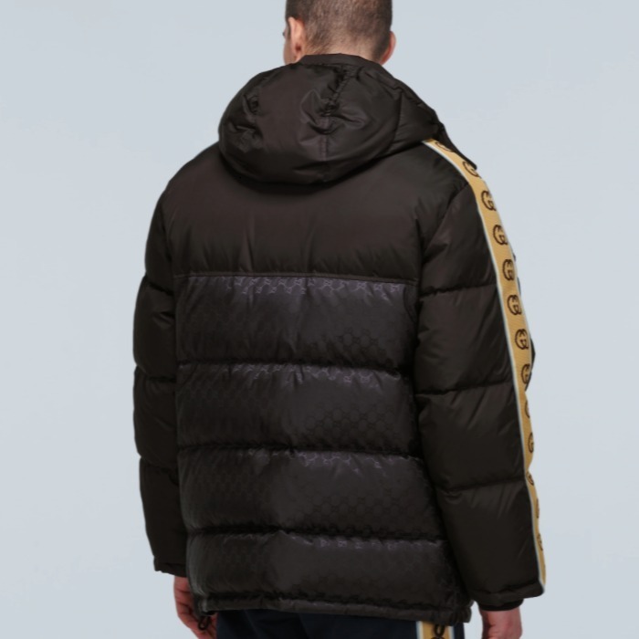 売切必至★Gucci GGジャカード ナイロン ダウンコート★New