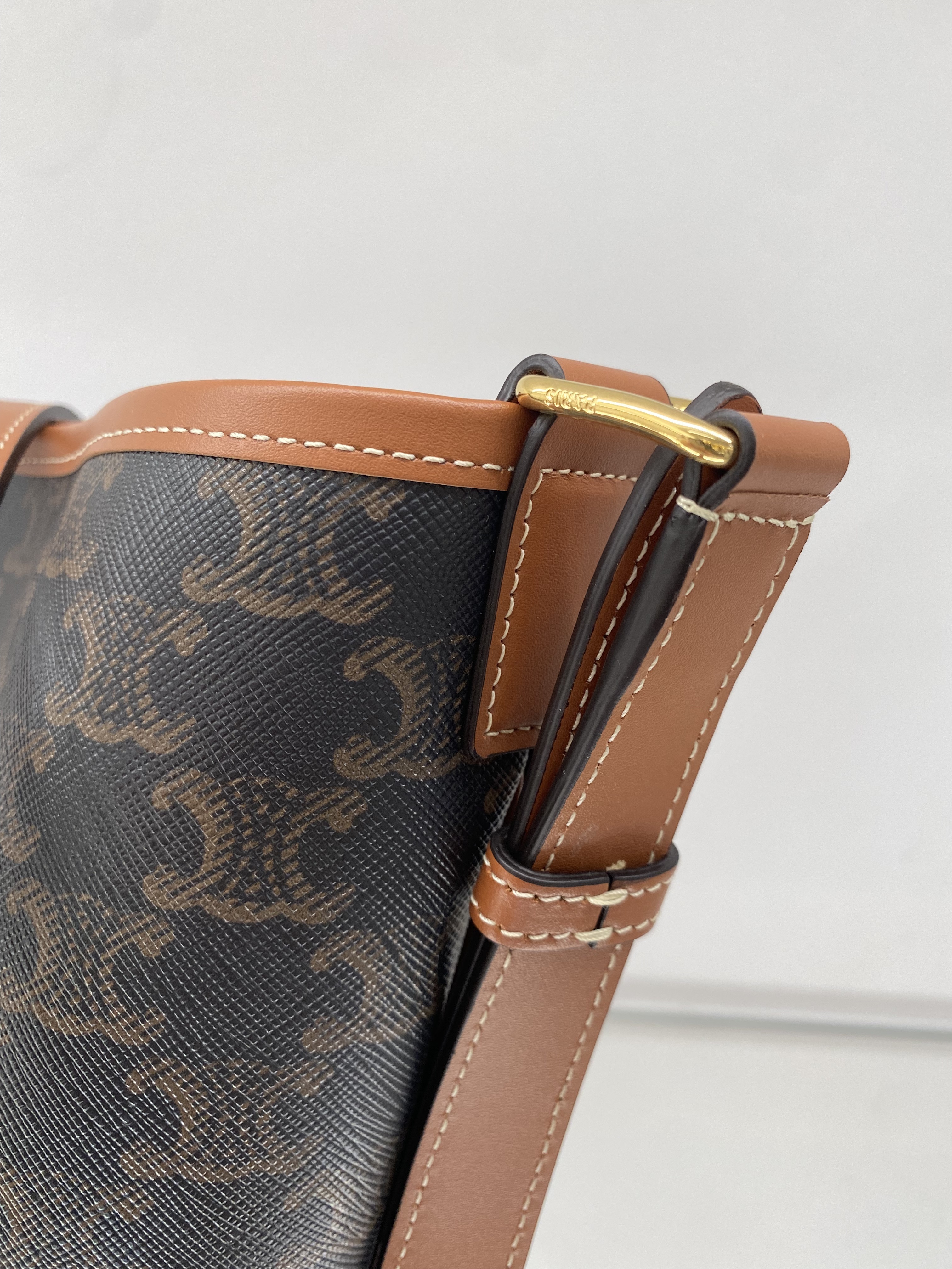 CELINE【入手困難】スモールバケット/トリオンフキャンバス 全色