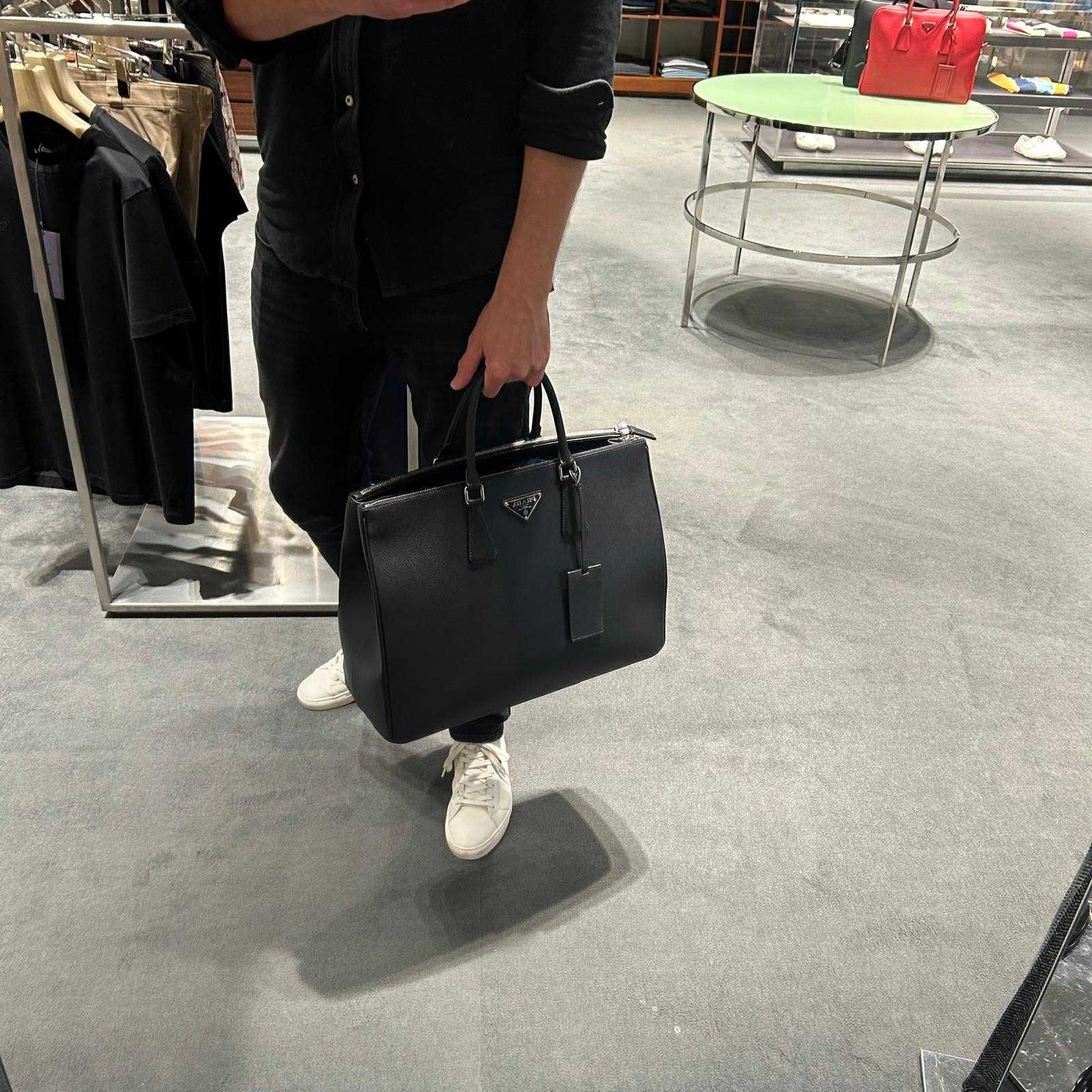 ★PRADA / プラダ★ サフィアーノ レザー バッグ 2VG047