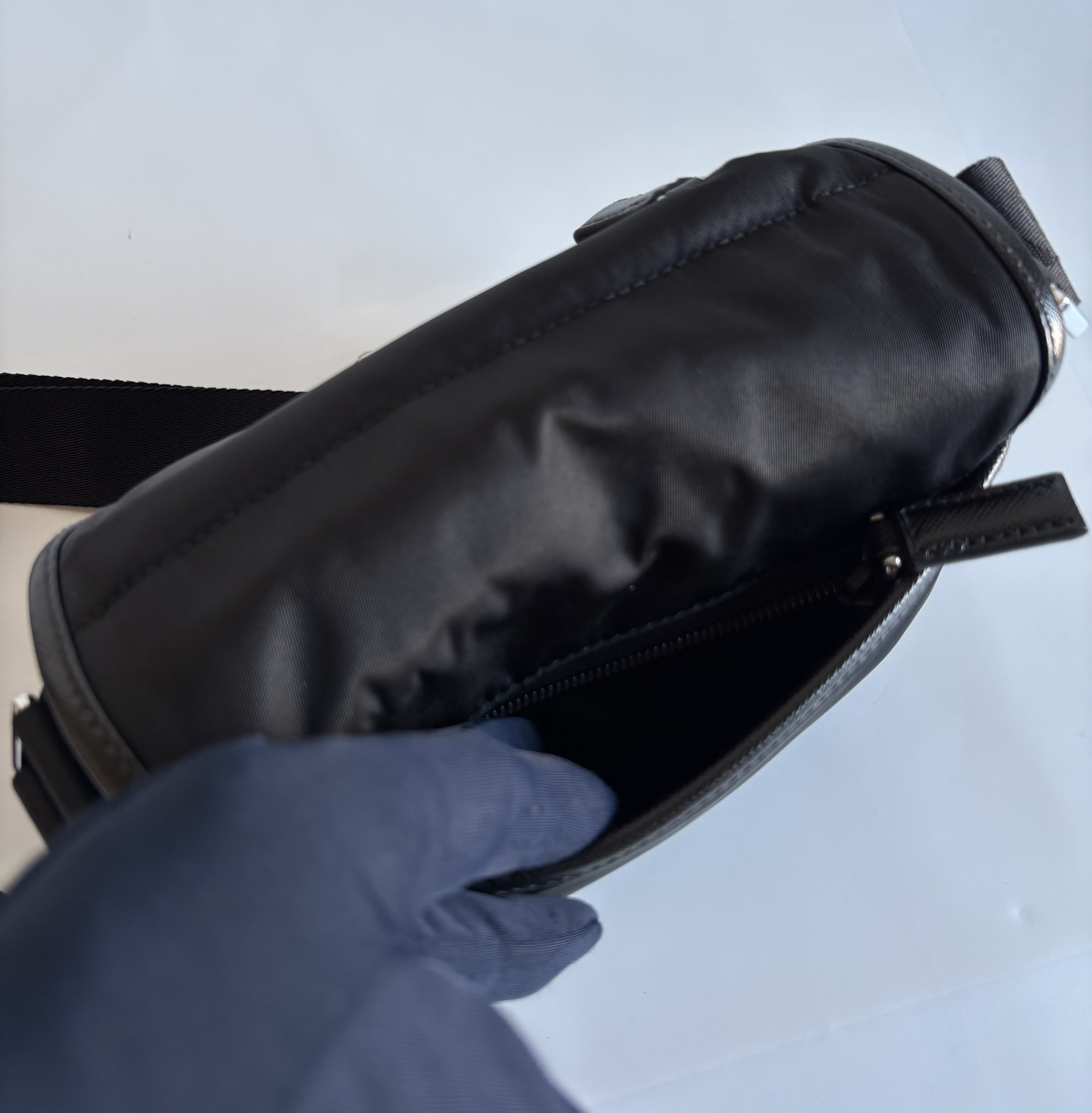 PRADA 2VD070 Re-Nylon xサフィアーノレザー ショルダーバッグ
