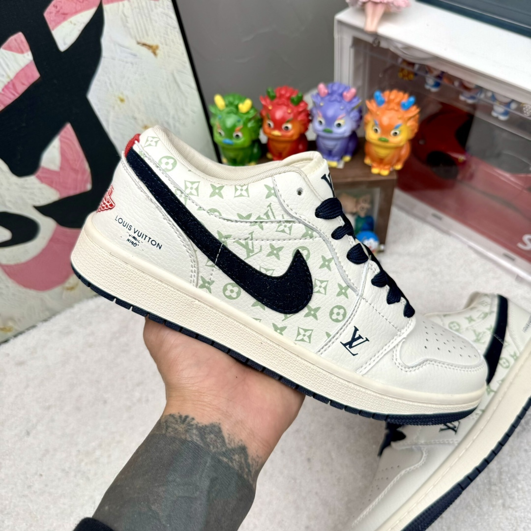Louis Vuitton x Travis Scott x Nike Air Jordan 1 Low OG SP LV Monogram AJ1