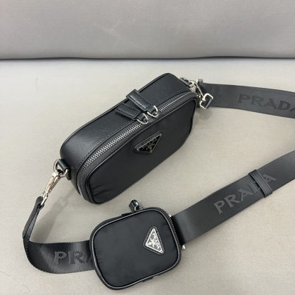 【PRADA】 3点セット メンズ カメラバッグ ショルダーバッグ お得