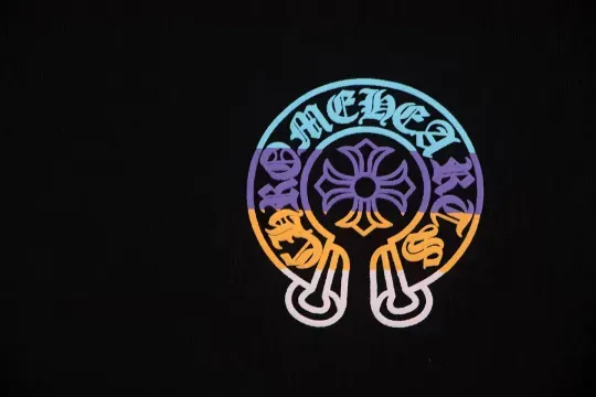 クロムハーツChrome Hearts Tシャツ黒&白 H0153