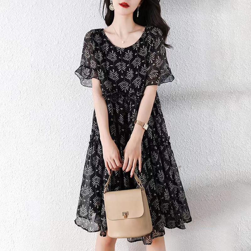 Mid-Length Loose Slimming Floral Dress