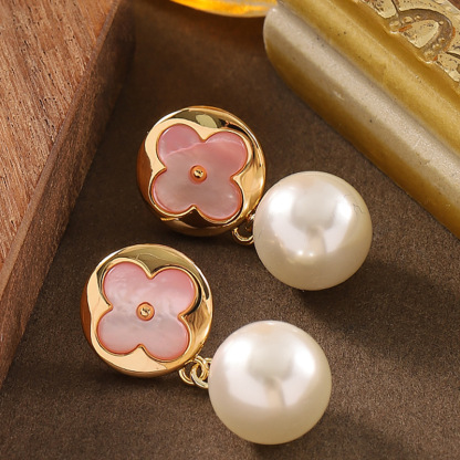 法式優雅氣質小香風天然貝殼四葉草珍珠耳環輕奢小衆精緻銀針耳飾