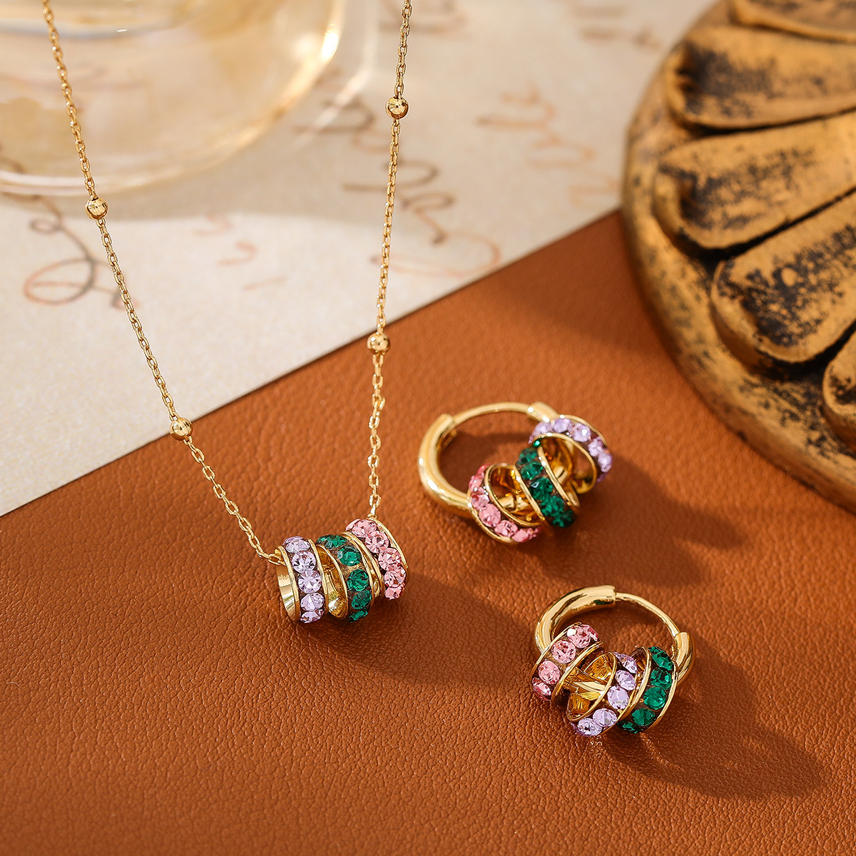 彩色锆石项链｜女生百搭高级感｜多巴胺锁骨链耳扣套装