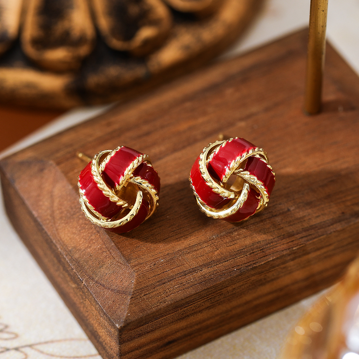 安克拉红復古同心结｜珐琅滴釉耳钉