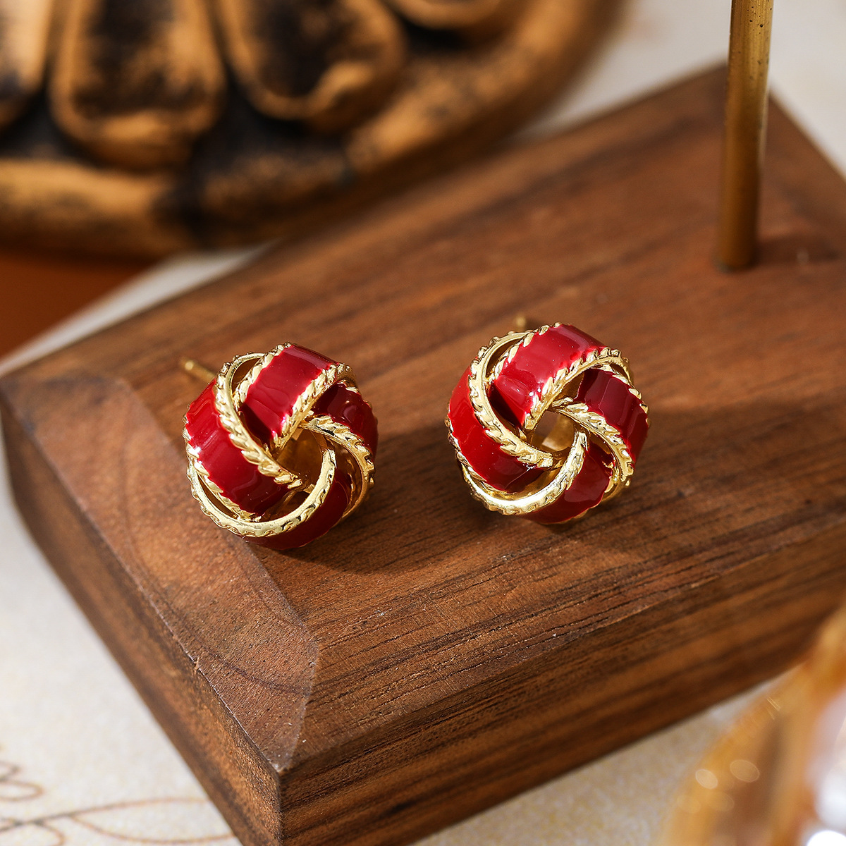 安克拉红復古同心结｜珐琅滴釉耳钉