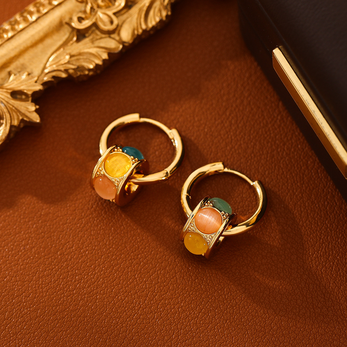 【遥听山月】巴胺幻彩圆形魔方项链｜旋转耳扣精致气质耳饰