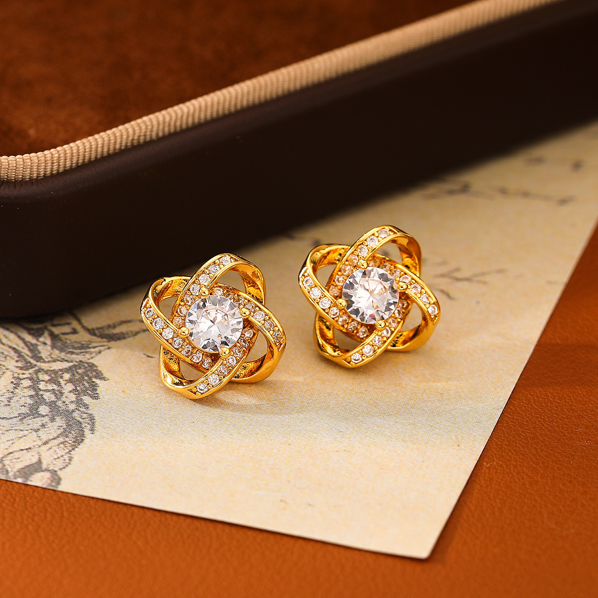 小香風四葉草優雅耳钉