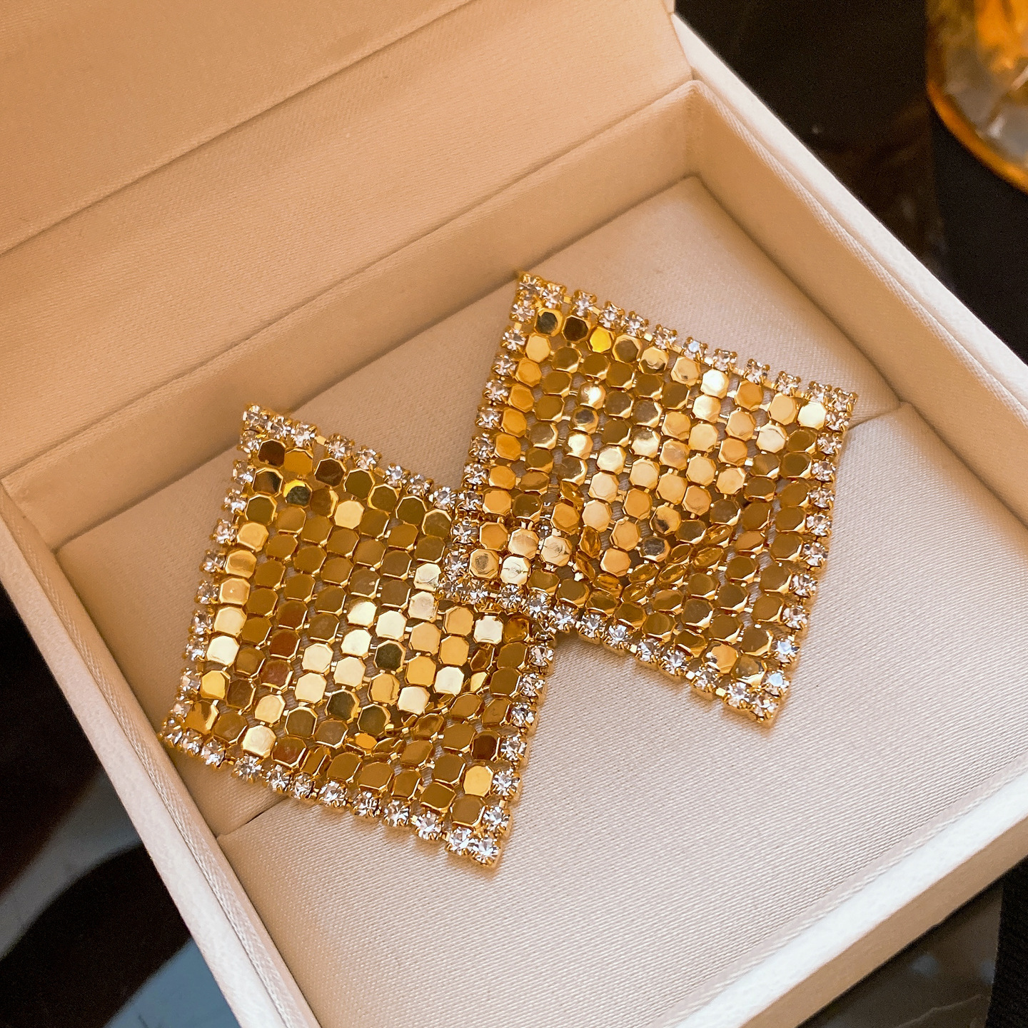 魔毯｜鋯鑽菱形耳墜｜S925銀針，3.9克重