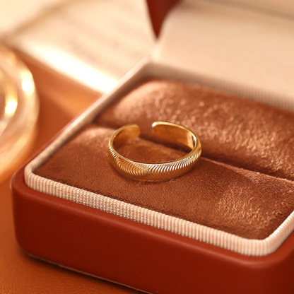 龍鱗紋開口戒指