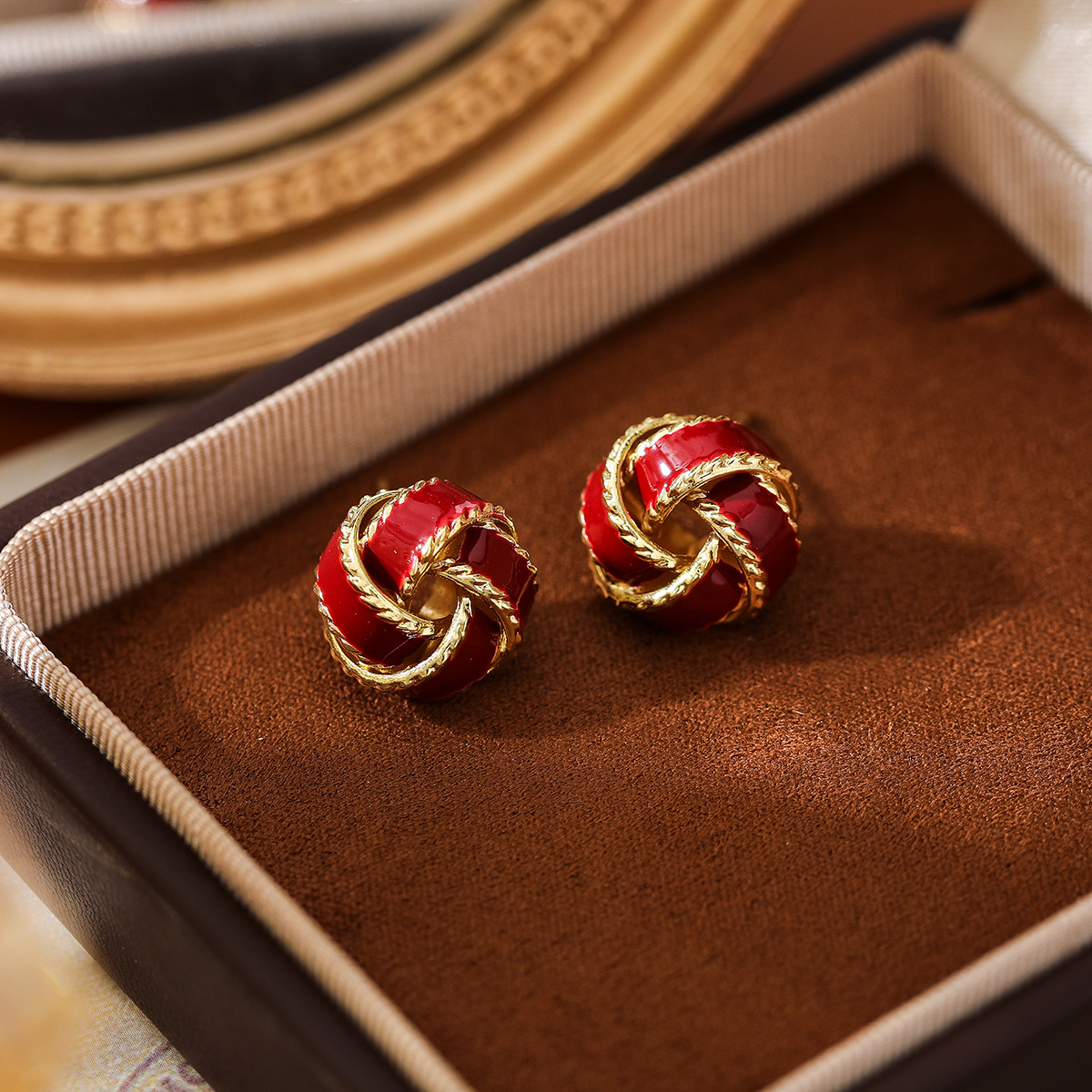 安克拉红復古同心结｜珐琅滴釉耳钉