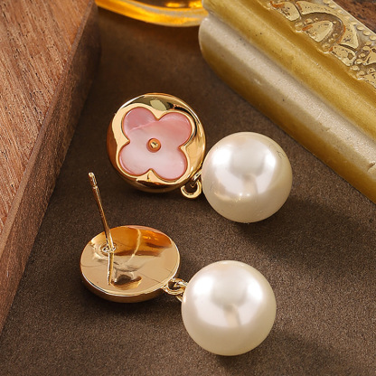 法式優雅氣質小香風天然貝殼四葉草珍珠耳環輕奢小衆精緻銀針耳飾