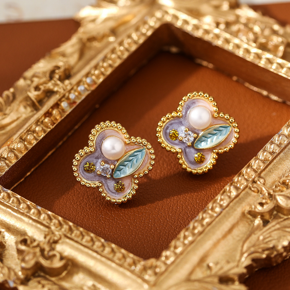 油画四叶花朵｜珐琅彩绘中古风耳钉｜巴洛克珍珠百搭耳饰