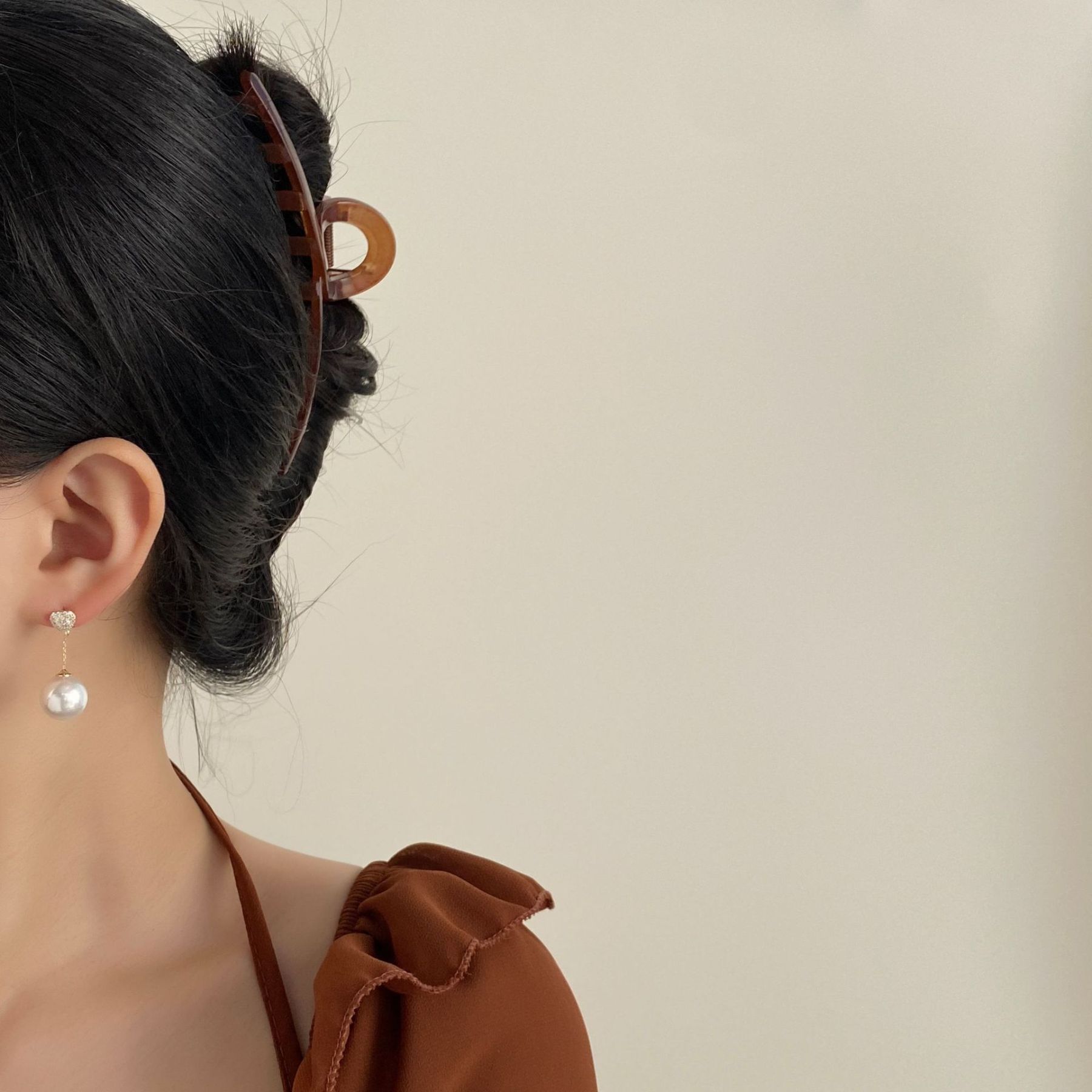 超閃珍珠愛心耳墜｜清新簡約通勤耳飾｜甜美氣質