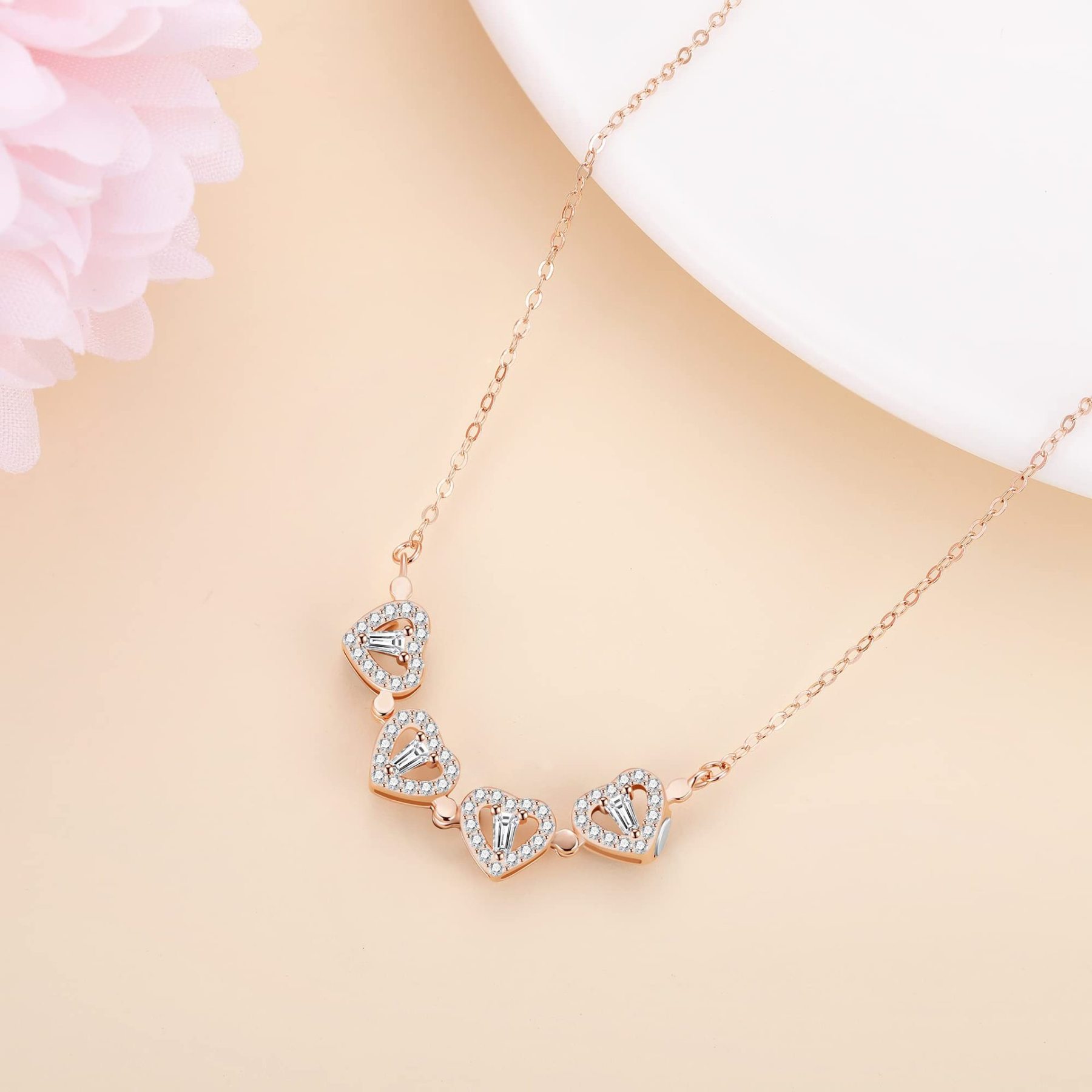 情人节礼物首选｜双心四叶草项链 一款两种戴法