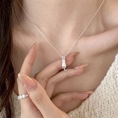 萌動貓咪｜簡約純銀貓咪鎖骨鍊 45公分