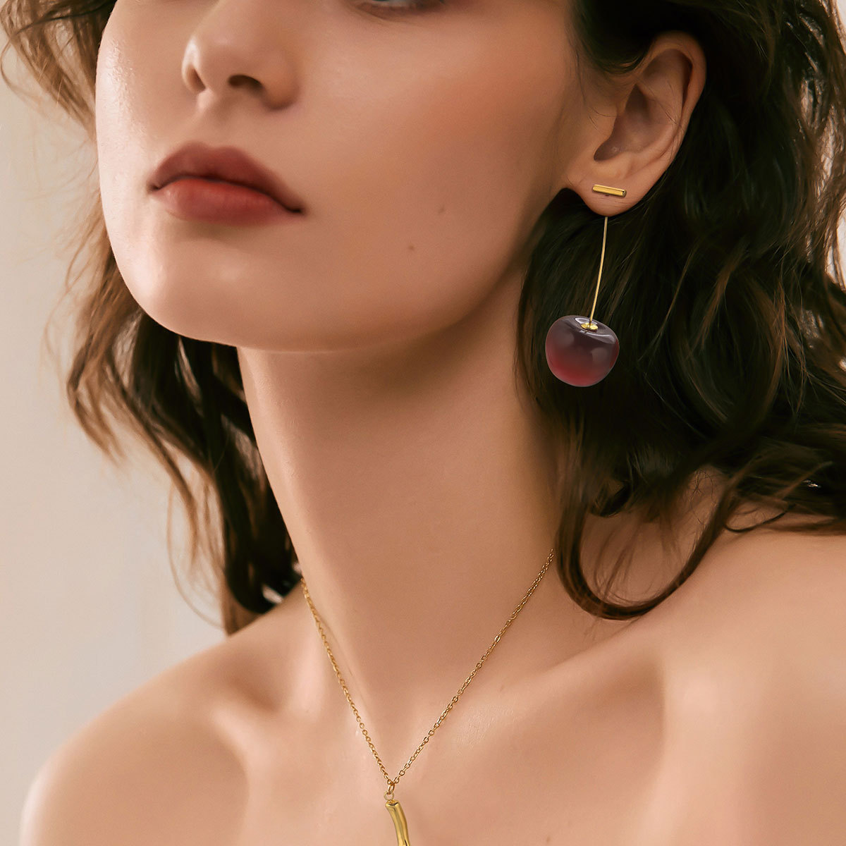 酒紅櫻桃耳環｜顯瘦顯白高級感