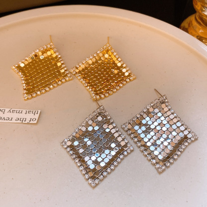 魔毯｜鋯鑽菱形耳墜｜S925銀針，3.9克重