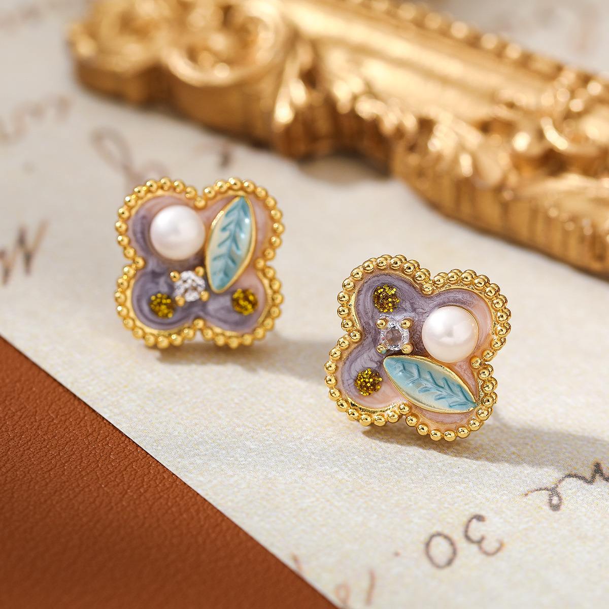 油画四叶花朵｜珐琅彩绘中古风耳钉｜巴洛克珍珠百搭耳饰