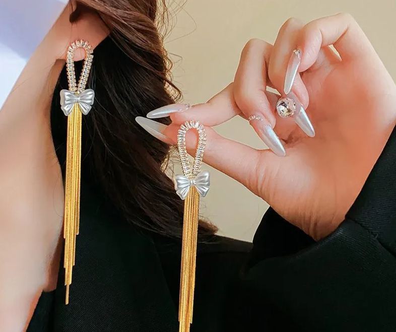 银针镶钻水晶珍珠耳环欧美复古轻奢长款耳坠清新甜美高级感耳饰女