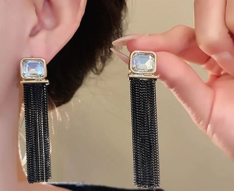 银针镶钻水晶珍珠耳环欧美复古轻奢长款耳坠清新甜美高级感耳饰女