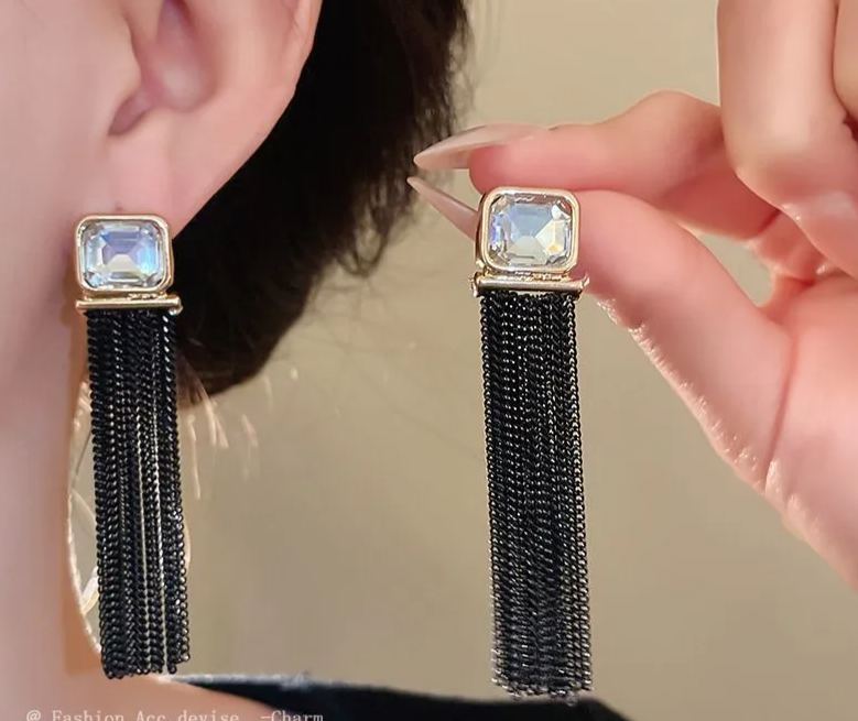 银针镶钻水晶珍珠耳环欧美复古轻奢长款耳坠清新甜美高级感耳饰女