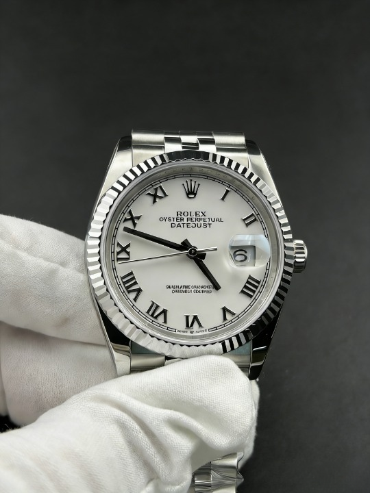 CLEANクリーン工場 ROLEXロレックスデイトジ ャスト126234 36mmホワイトローマ数字文字盤 フ ルーテッドベゼル  ジュビリープレスレット 1:1精 度