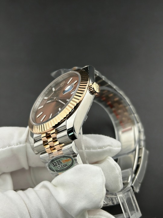 CLEANクリーン工場 ROLEXロレックスデイトジ ャスト コンビローズゴールド126331 チョコレー 41mm フルーテッドベゼル ジュビリ ト文字盤 ープレスレット 1:1精度