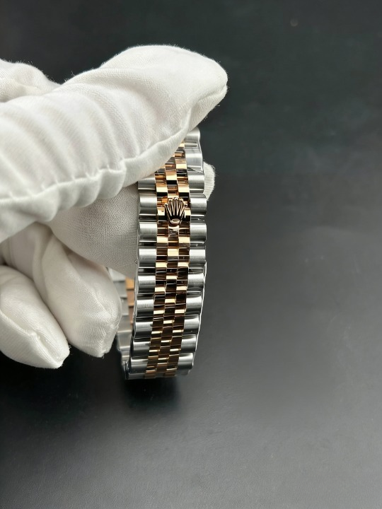 CLEANクリーン工場 ROLEXロレックスレディデ イトジャスト  コンビローズゴールド278271 31m mローマン目盛り チョコレートプラウン文字盤 ダイヤモンドベゼル ジュビリープレスレット 1:1 精度