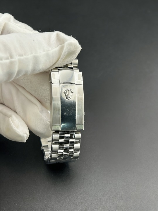 ROLEXロレックスデイトジ CLEANクリーン工場 ャスト126234 36mm シルバー文字盤 プラチナフ ルーテッドベゼル ジュビリープレスレット 1:1精 度