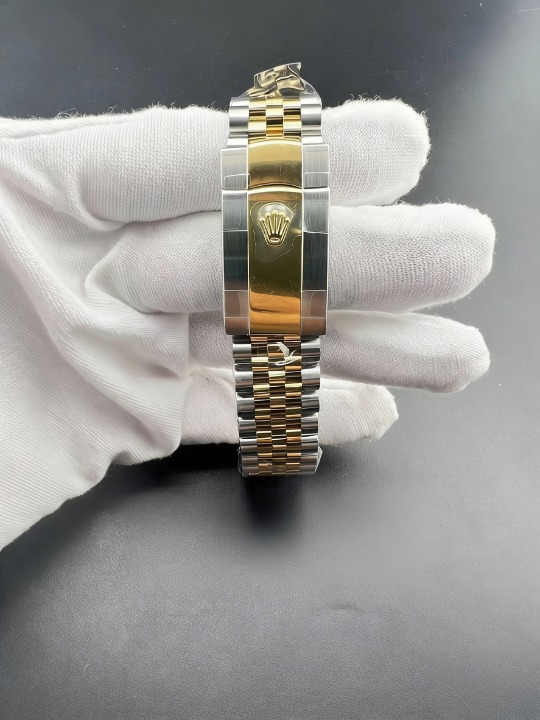 CLEANクリーン工場 ROLEXロレックスデイトジ ャスト コンビゴールド126333 41mmゴールド文 字盤 フルーテッドベゼル ジュビリープレスレット 1:1精度