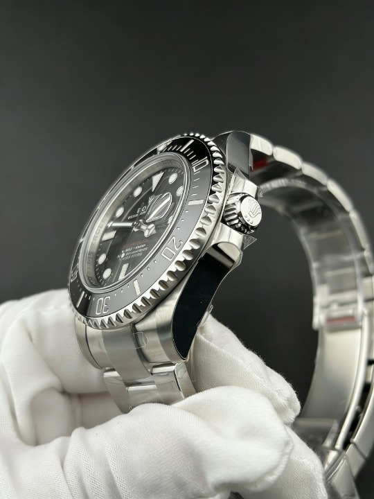 CLEANクリーン工場 ROLEXロレックスシードゥ エラー126600"赤シード" 43mm ブラック文字盤 1:1級