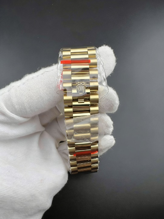 CLEANクリーン工場 ROLEXロレックスデイデイ ト  イエローゴールド228238  40mmダイヤ目盛り ブラック文字盤 フルーテッドベゼル プレジデント プレスレット 1:1精度