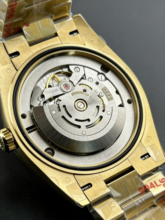 CLEANクリーン工場 ROLEXロレックスデイデイ イエローゴールド228238 40mm ャンパン 文字盤 フルーテッドベゼル プレジデントプレスレ 1:1精度