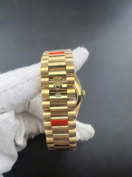 CLEANクリーン工場 ROLEXロレックスデイデイデイ ト イエローゴールド228238 40mm ホワイト文 字盤 フルーテッドベゼル プレジデントプレスレッ 1:1精度
