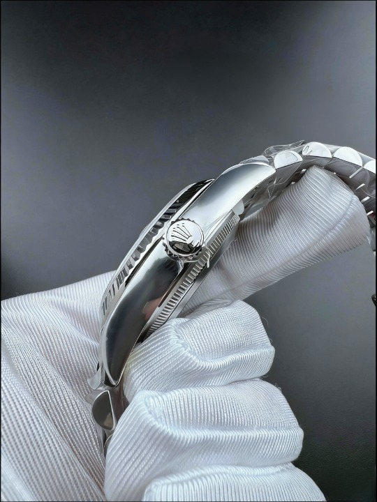 CLEANクリーン工場 ROLEXロレックスデイトジ ャスト126234 36mm ブラック文字盤 プラチナフ ルーテッドベゼル ジュビリープレスレット 1:1精 度