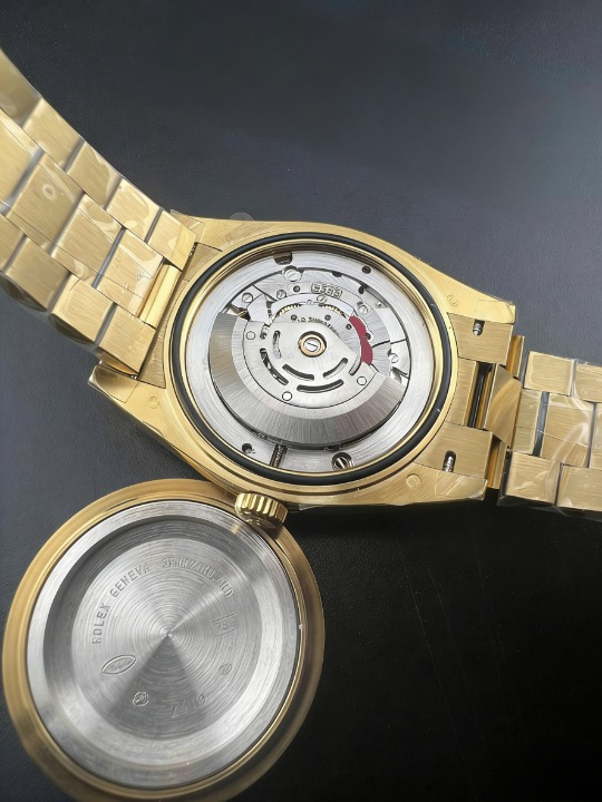 CLEANクリーン工場 ROLEXロレックスデイデイデイ ト イエローゴールド228238 40mm ホワイト文 字盤 フルーテッドベゼル プレジデントプレスレッ 1:1精度