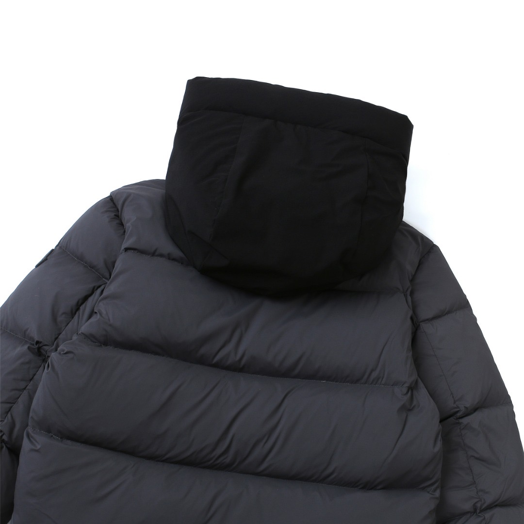 【公式認定ストア】MONCLER  Madeira モンクレール 定番ダウンコート 限定発売中！多くの著名人やセレブに愛用されています! 爆買い！即完売必至
