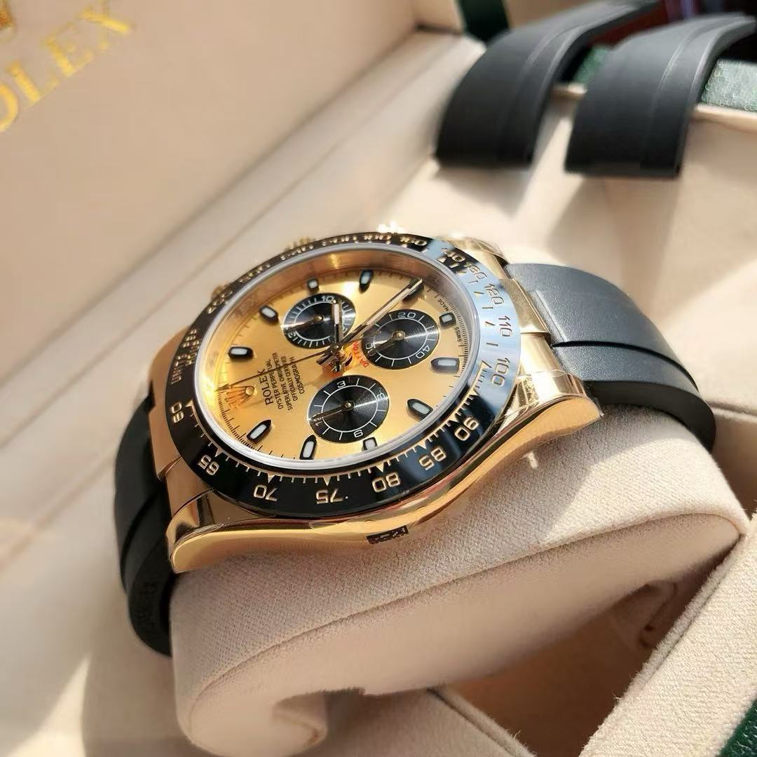 デイトナ 40MM時計 ゴールドの文字盤 ゴールドのケース ラバーストラップ